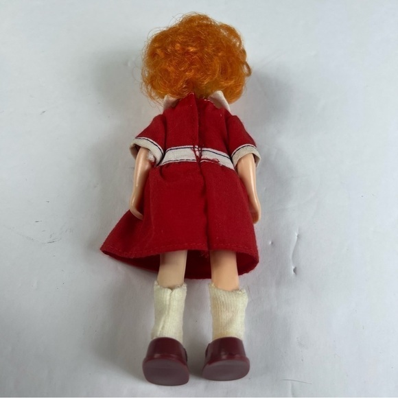 Annie doll from the movie, 1982 Knickerbocker, vintage collectible doll - Picture 3 of 8